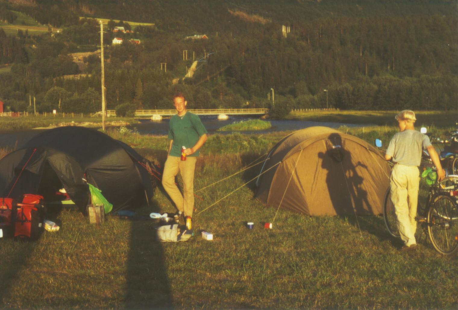 Toller Campingplatz direkt am Fjord